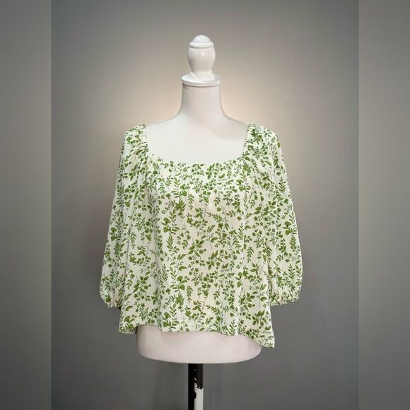 If She Loves Tops - White If She Loves Floral Peasant Blouse Size L